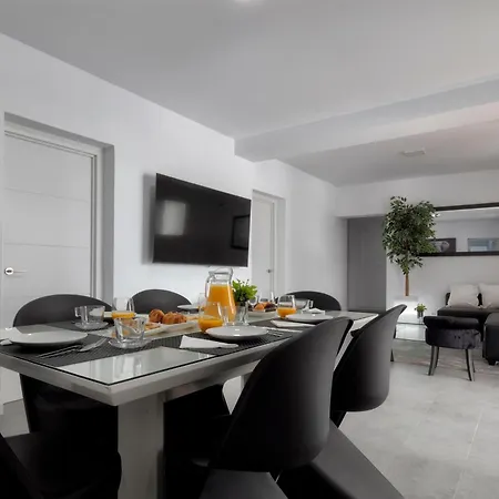 Boutique Balafi ヴィラ サンタ・エウラリア・デス・リウ