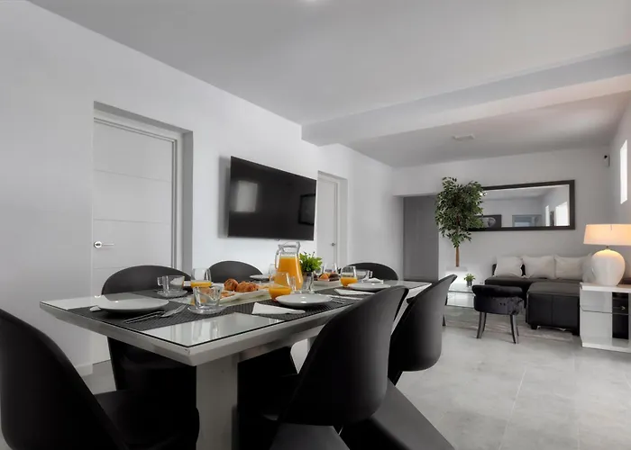 Boutique Balafi Villa Santa Eularia des Riu